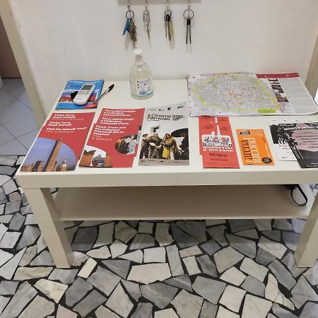 B & B Via Borgo Di San Pietro Bologna Luaran gambar