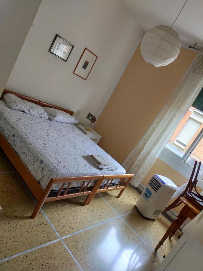 B & B Via Borgo Di San Pietro Bologna Luaran gambar