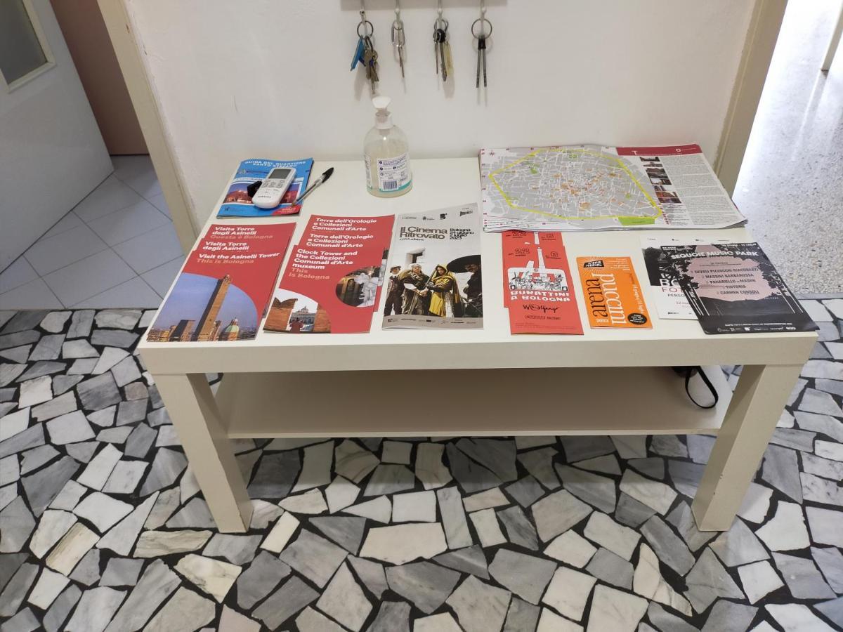 B & B Via Borgo Di San Pietro Bologna Luaran gambar